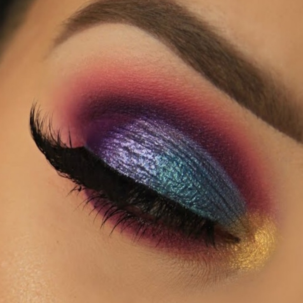 Anastasia Beverly hills Riviera Eyeshadow Palette - Picture 3 of 11